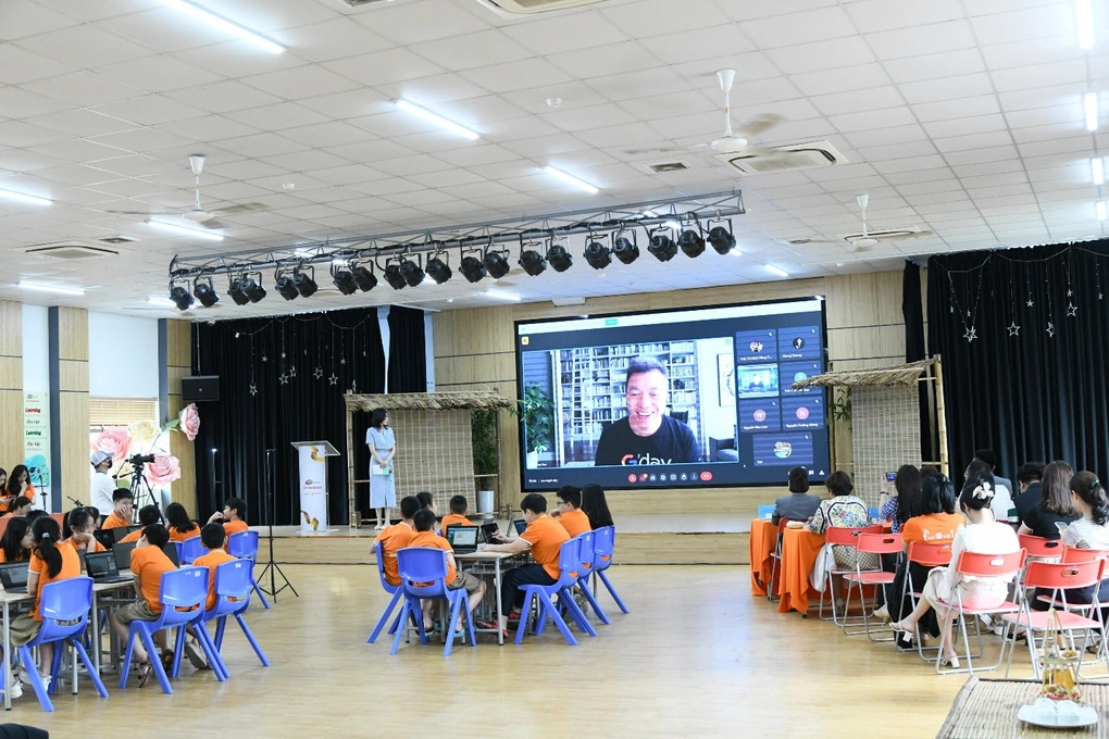 Lễ tổng kết chương trình thí điểm Google for Education tại trường FPT School Cầu Giấy (Ảnh: Lenovo)