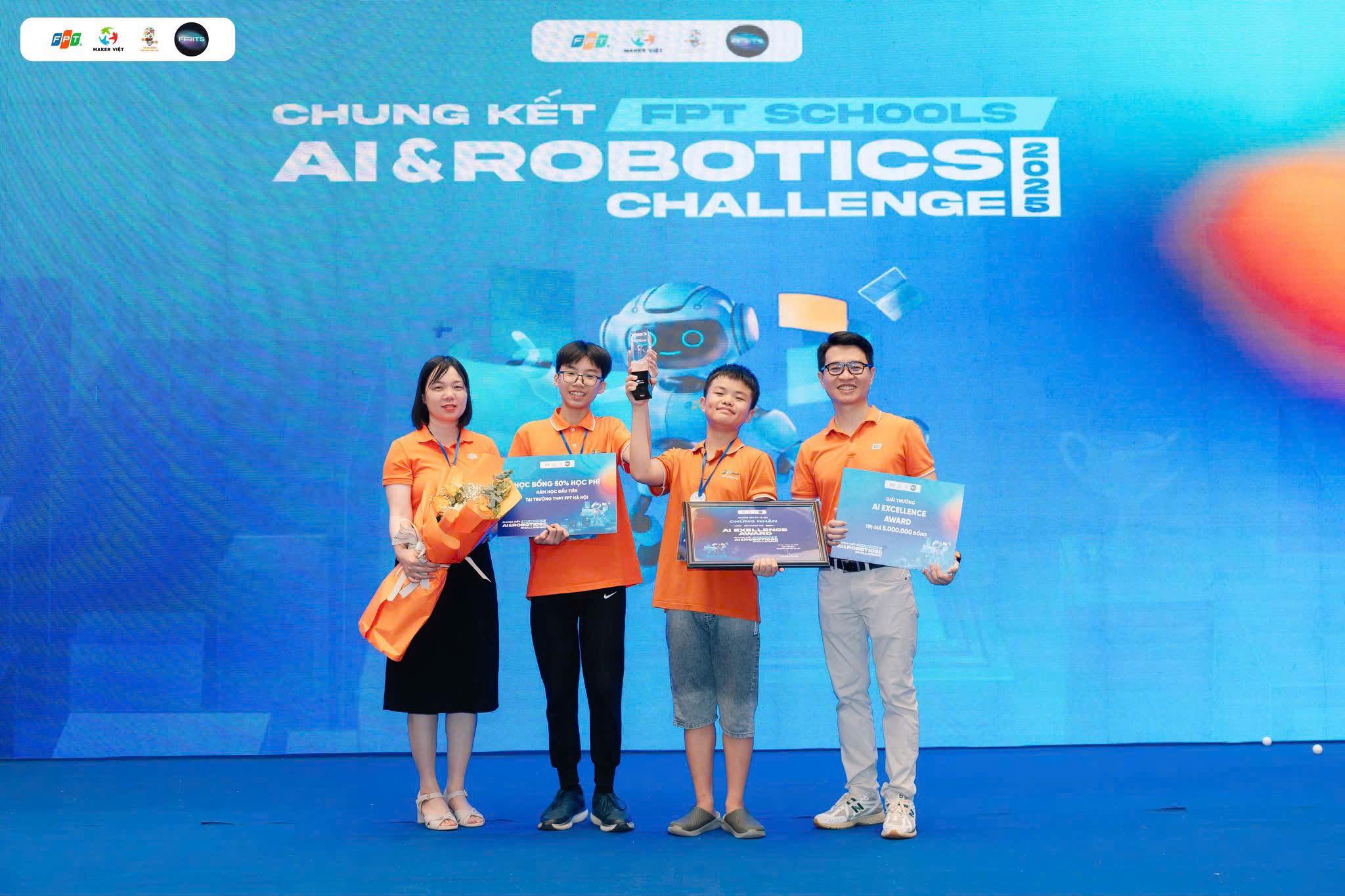 FSchools Cầu Giấy vô địch Bảng A - FPT SCHOOLS AI & ROBOTICS CHALLENGE 2025 1 Đội HexLotus