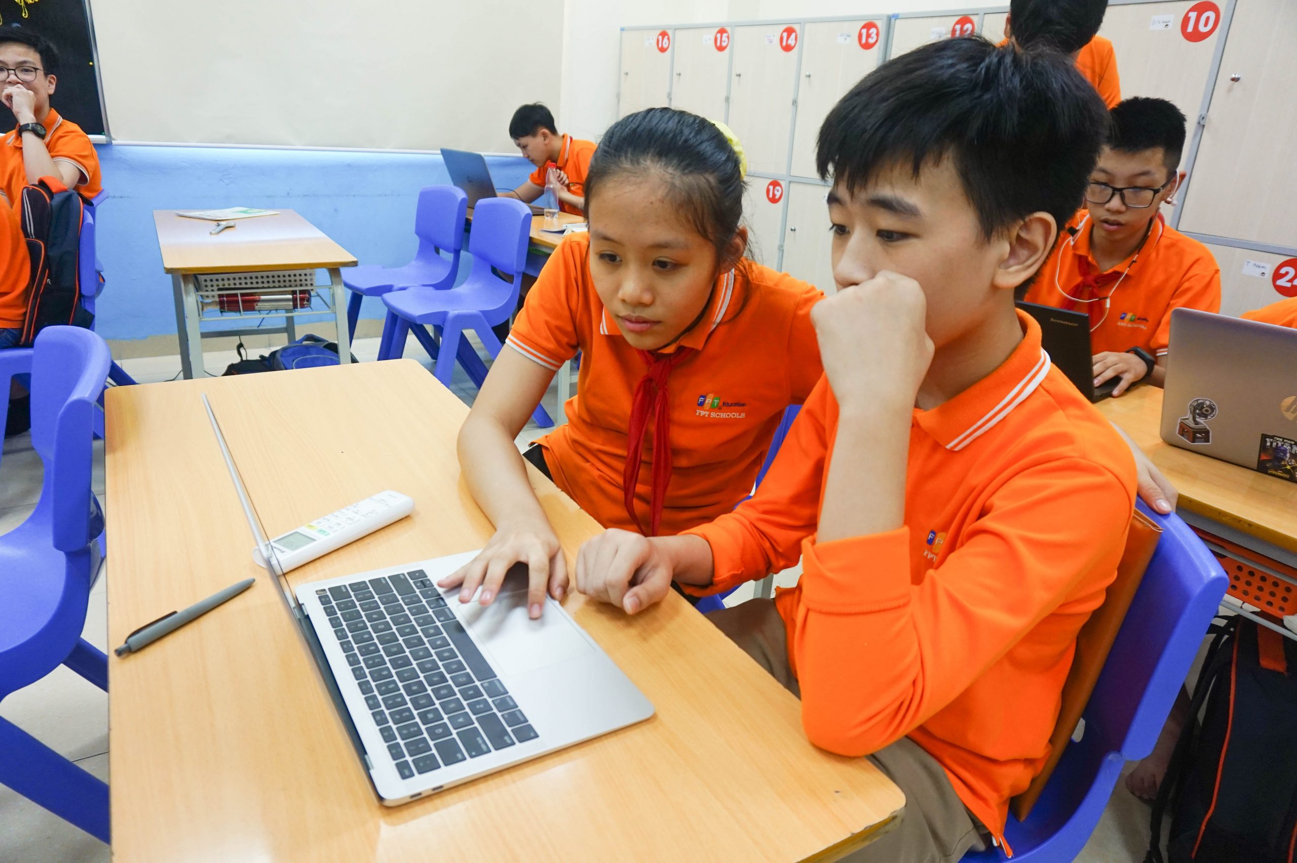 Linh hoạt hình thức ôn tập cho học sinh lớp 12 - Báo Bình Dương Online