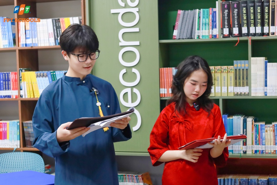 FPTers diện áo dài, mang trà Việt, cỗ Tết giới thiệu với bạn bè xứ Phù Tang 2 FPT School Cau Giay Giao luu van hoa Viet Nam Nhat Ban