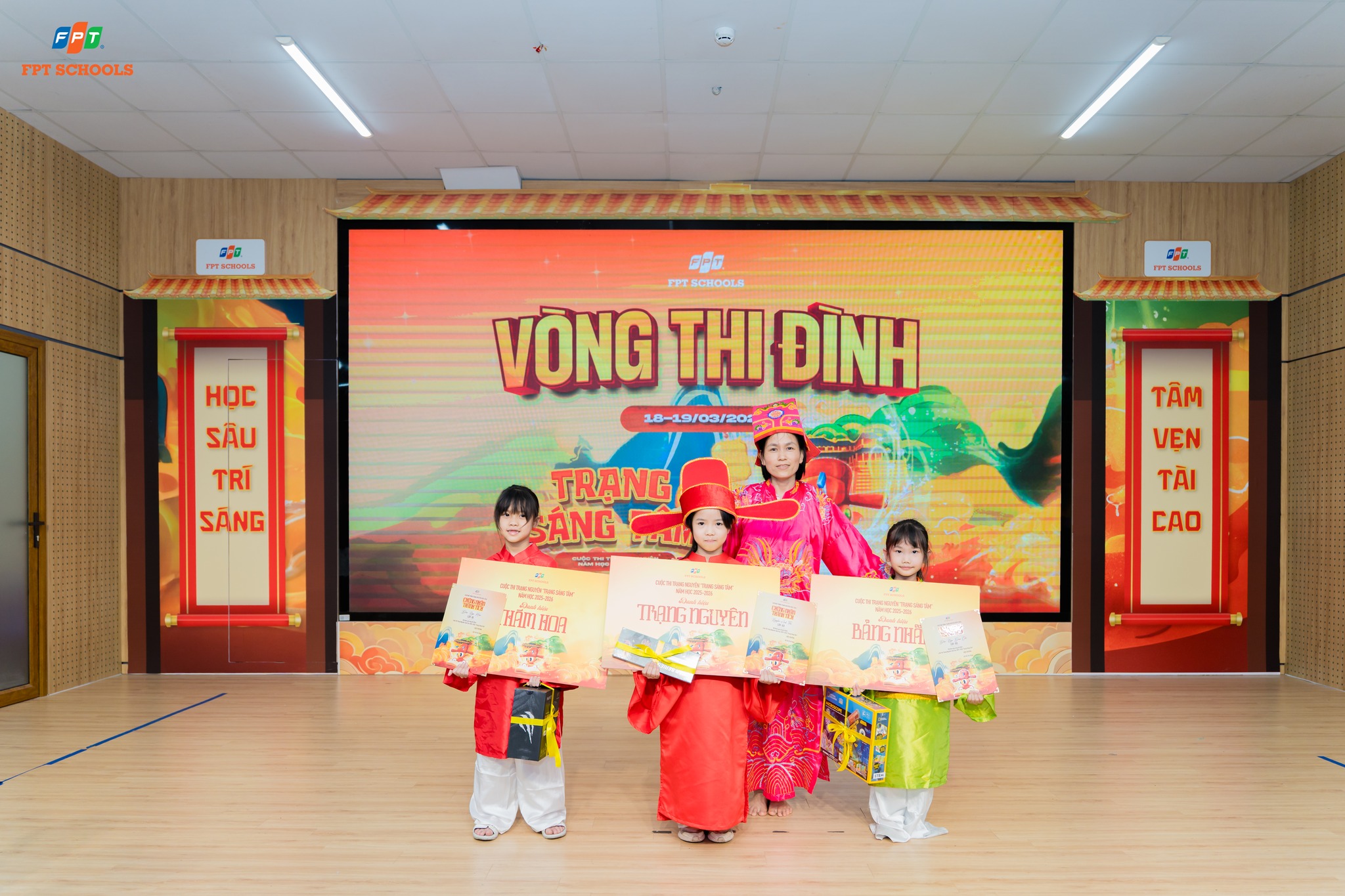 Thi Trạng thời 4.0: Cuộc đấu trí đầy kịch tính của các "sĩ tử" FPT Schools Cầu Giấy 8 FPT Schools Cau Giay Trang nguyen 1