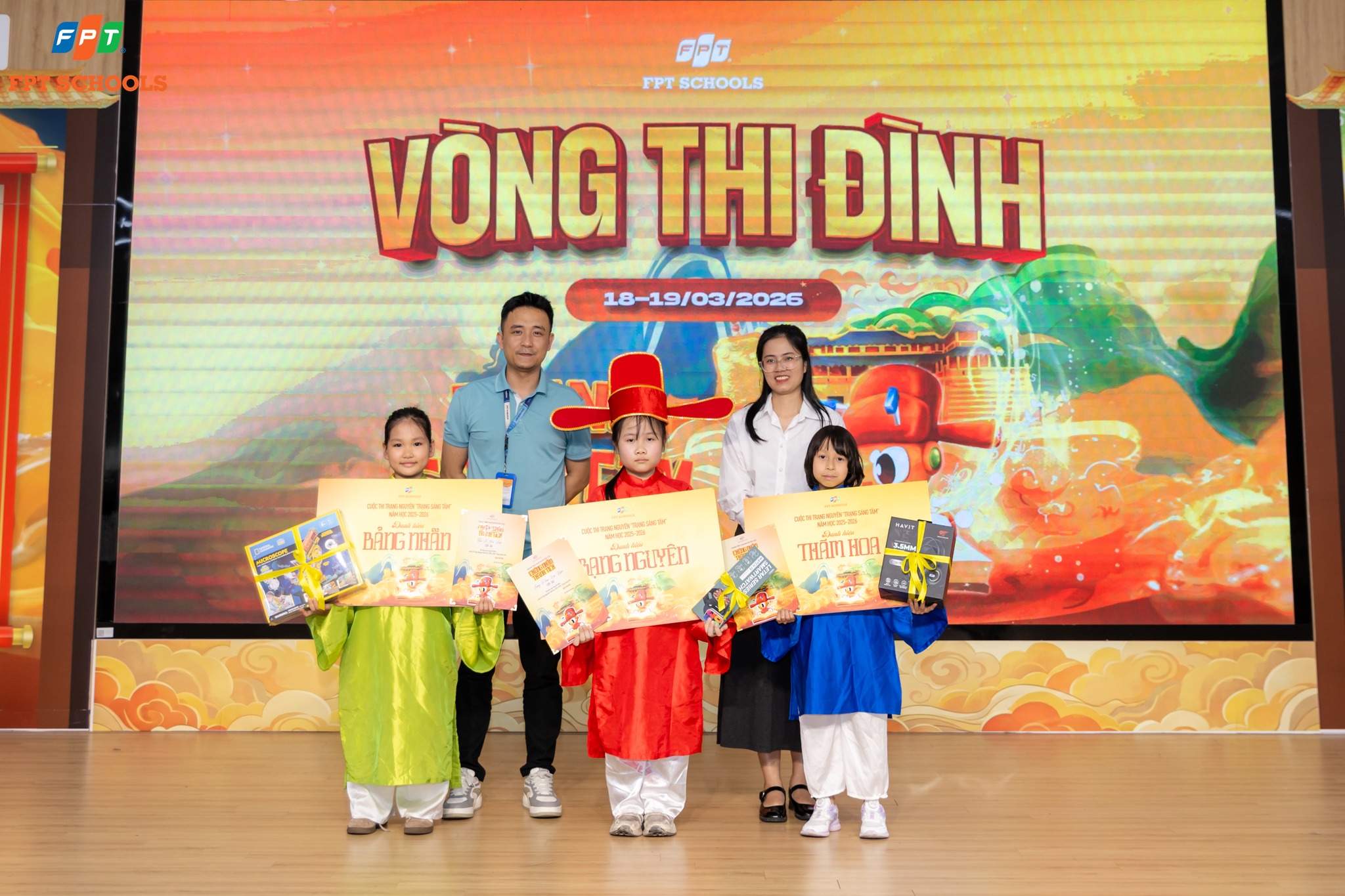 Thi Trạng thời 4.0: Cuộc đấu trí đầy kịch tính của các "sĩ tử" FPT Schools Cầu Giấy 10 FPT Schools Cau Giay Trang nguyen 3