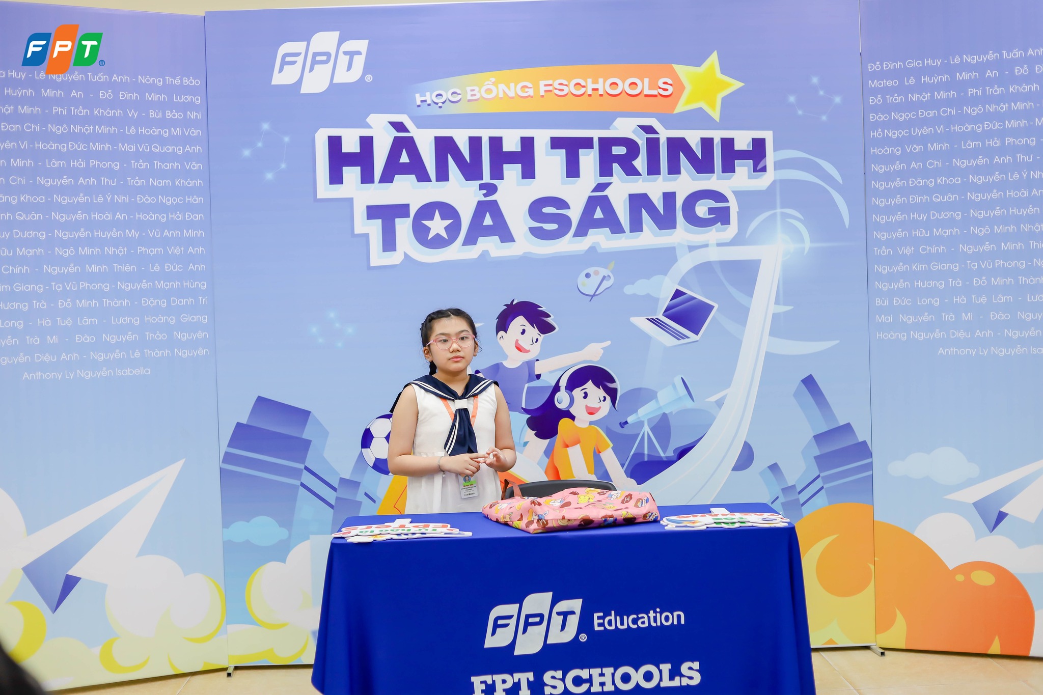 FPT Schools Cau Giay Hoc bong Hanh trinh toa sang 21