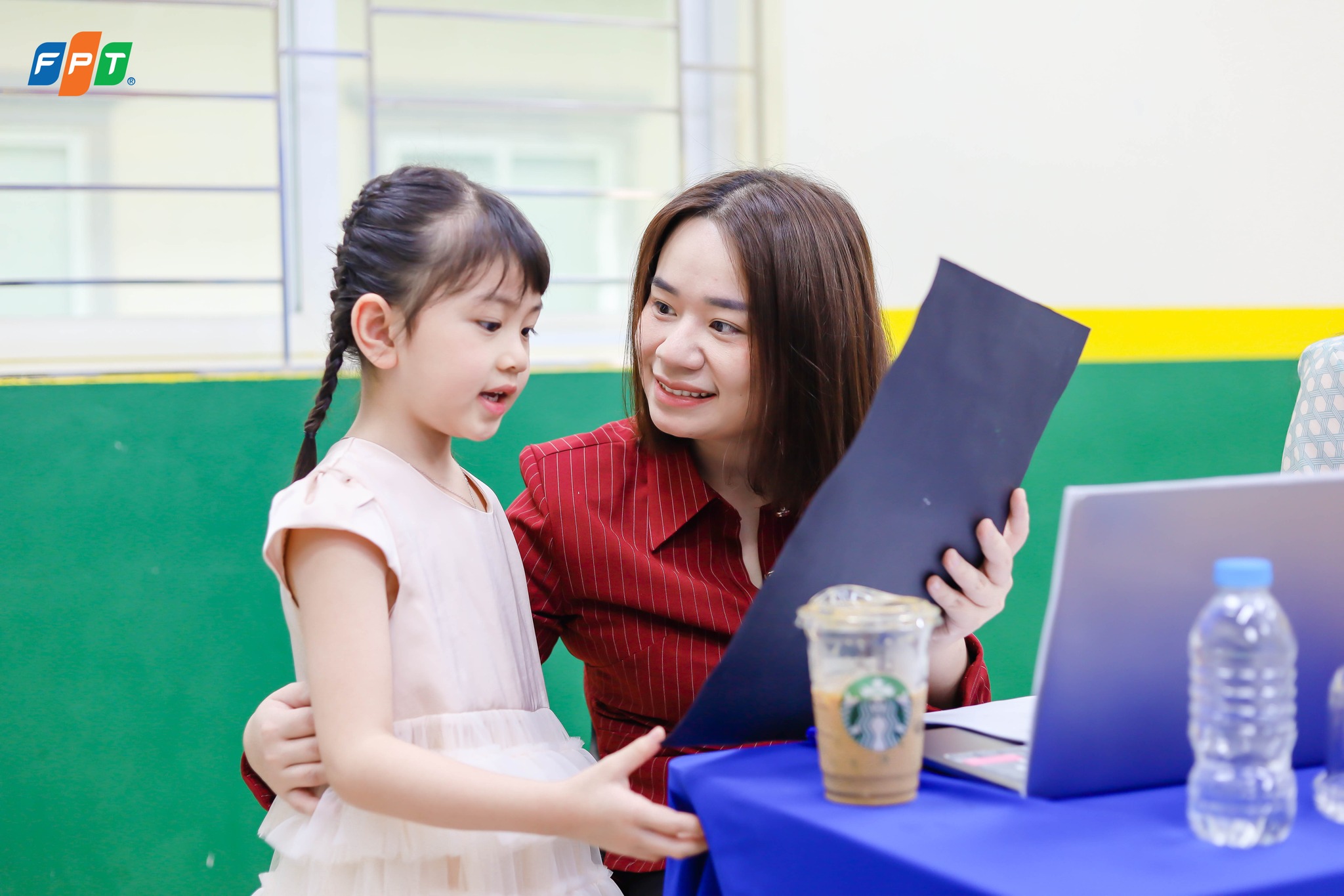 Hệ thống phổ thông FPT công bố học bổng “Hành trình tỏa sáng” mùa 2, tôn vinh bản sắc riêng của mỗi học sinh 8 FPT Schools Cau Giay Hoc bong hanh trinh toa sang 1 2