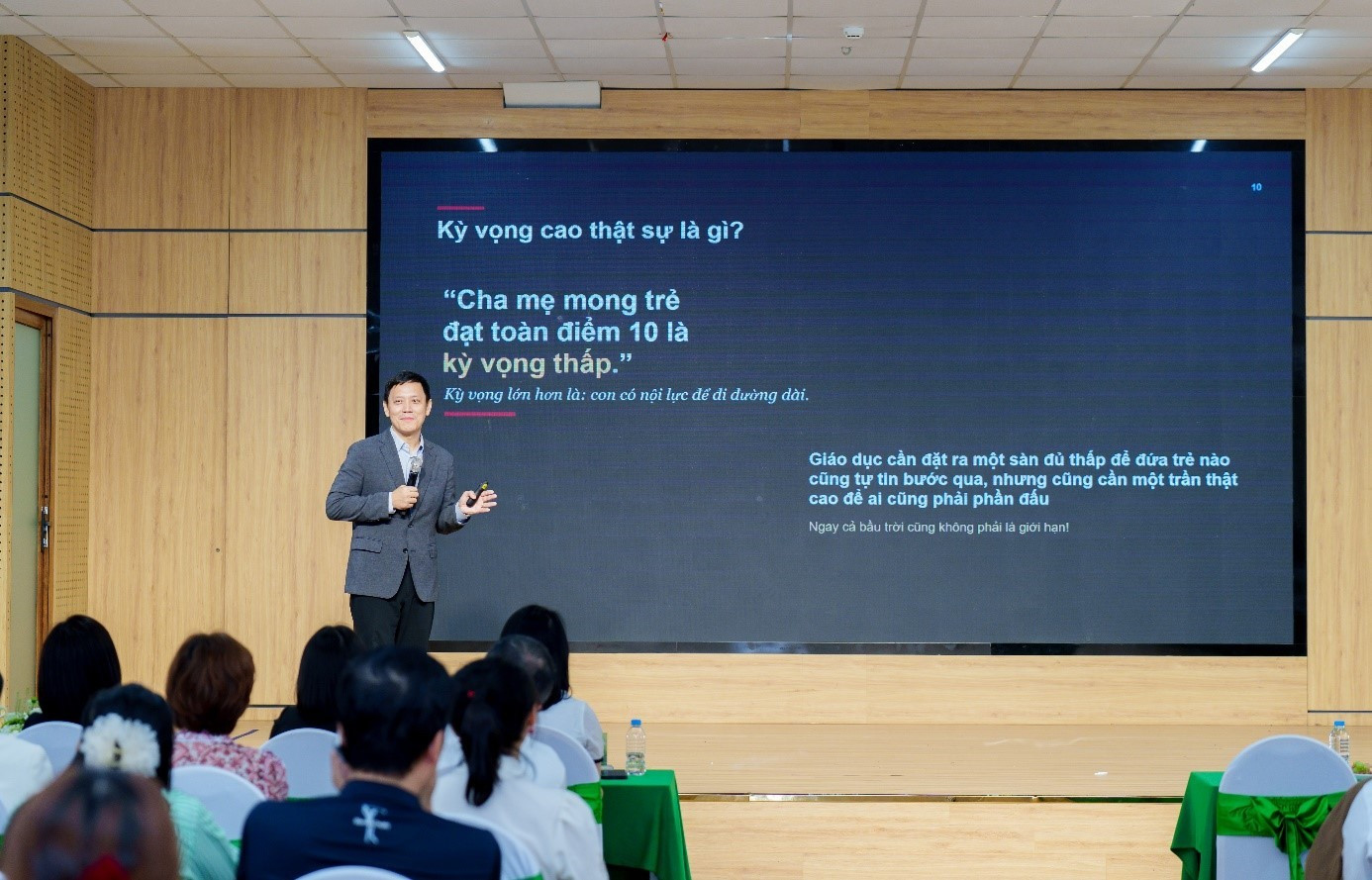 FPT Schools Cau Giay Hoi Thao 4